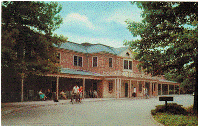 Postcard - Williamsburg Lodge - Williamsburg, VA