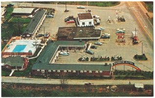Postcard - Rainbow Autel & Restaurant - Chilhowie, VA