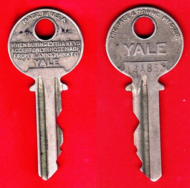 Vintage Yale Key #14A853