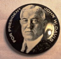 Pin - 1968 Kleenex Tissues Presidential Campaign Reproduction - Davis